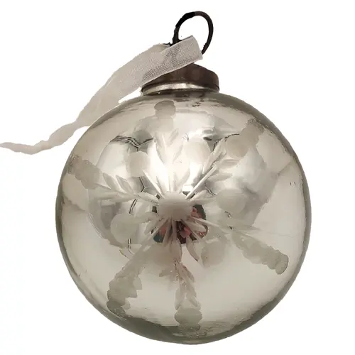 Antique Silver Snowflake Etched Glass Hanging Christmas Bauble 8cm