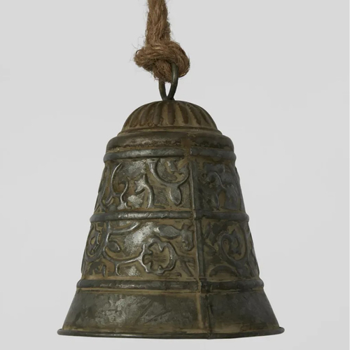 Nordic Hanging Metal Bell 12 x 16cm